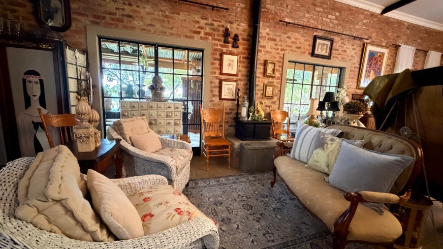 4 Bedroom Property for Sale in Viljoenskroon Rural Free State